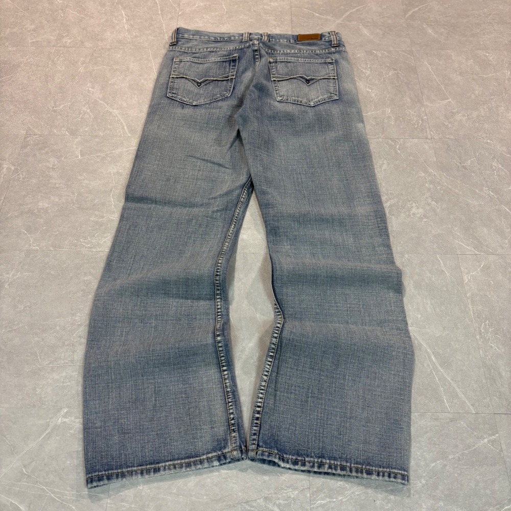 Y2K relaxed bootcut urban pipeline blue jeans size 34"
